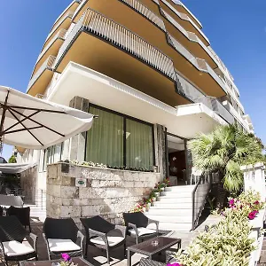 https://hotel-brig.emilia-romagnahotels.net