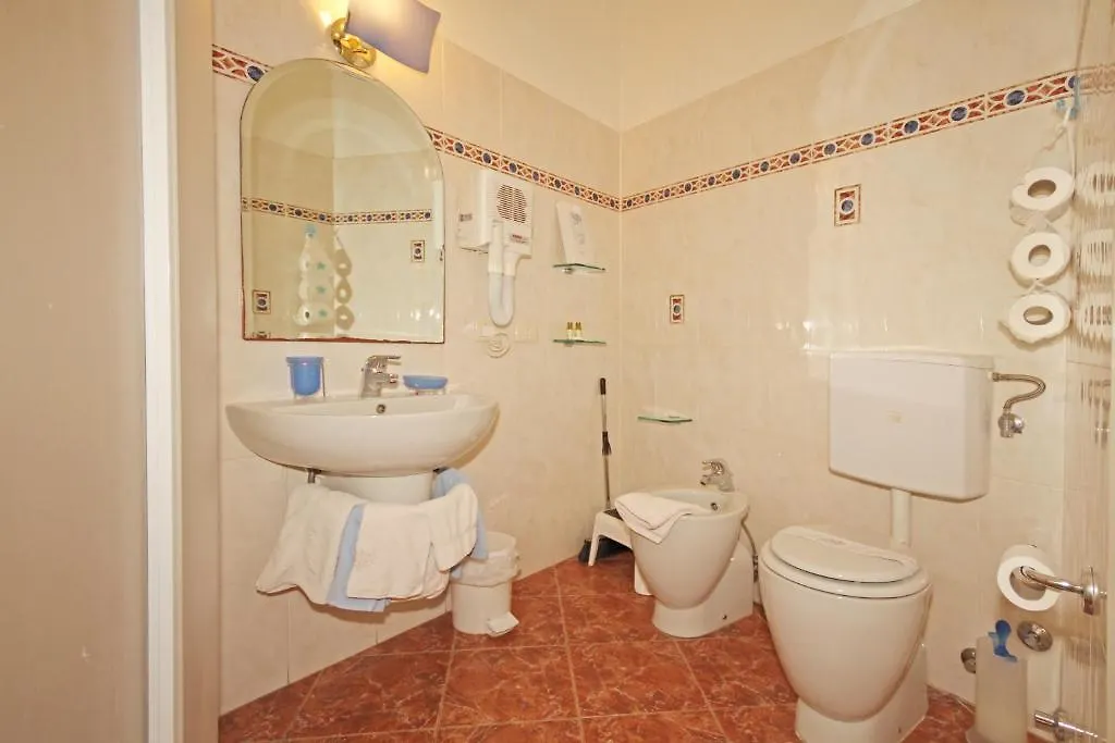 Affittacamere Da Carla Bonassola 0*,